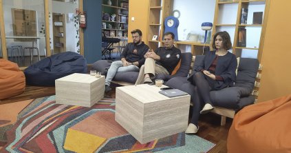 Karaoke, kvíz és társasjáték a Bázison
