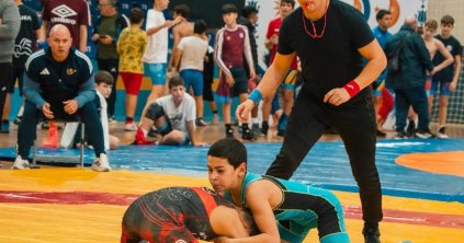 Száz év a szőnyegen