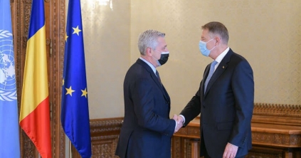 Johannis az ukrajnai menekültek támogatásáról tárgyalt az ENSZ menekültügyi főbiztosával