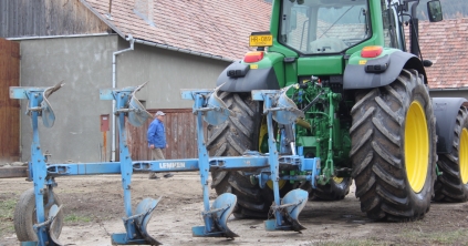 Mindenki a községi trágyatárolókra vár