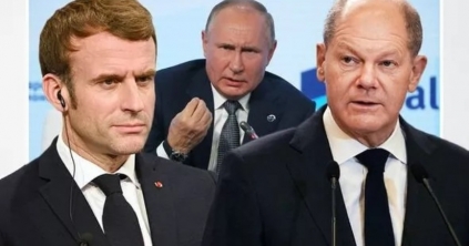 Szoros kapcsolattartásról állapodott meg Scholz, Macron és Putyin