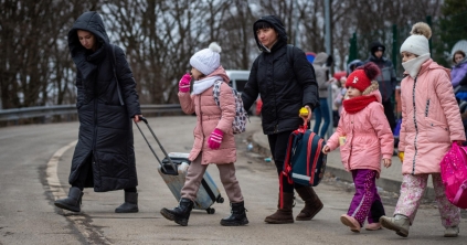 Péntekig közel 1500 ukrán gyermeket vettek fel a romániai iskolákba és óvodákba
