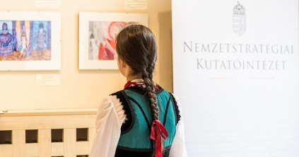 NSKI: több mint 120 gyereket és fiatalt díjaztak a Magyar zászló és címer rajz- és esszépályázaton