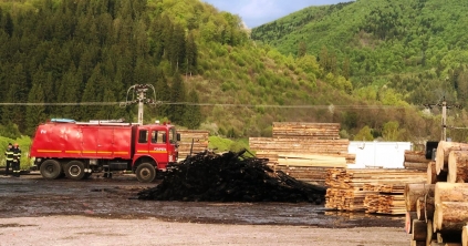 Eloltották a zeteváraljai fafeldolgozóban keletkezett tüzet