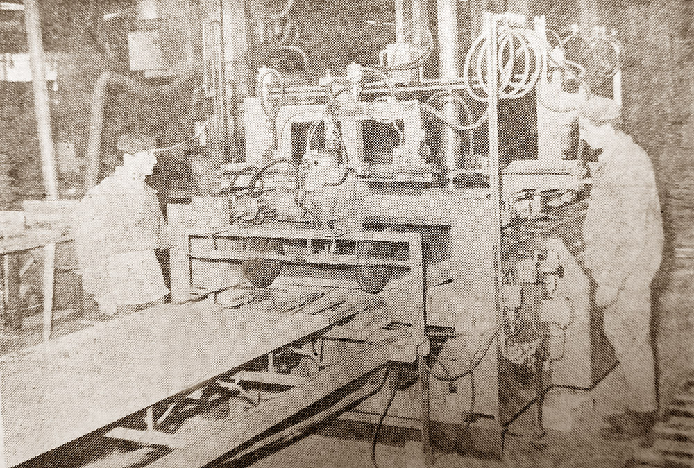 Visszatekinő (március 25.)