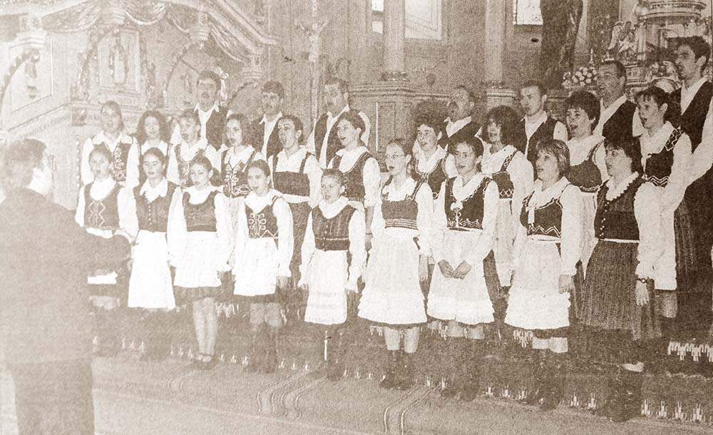 Visszateikntő (április 19.)