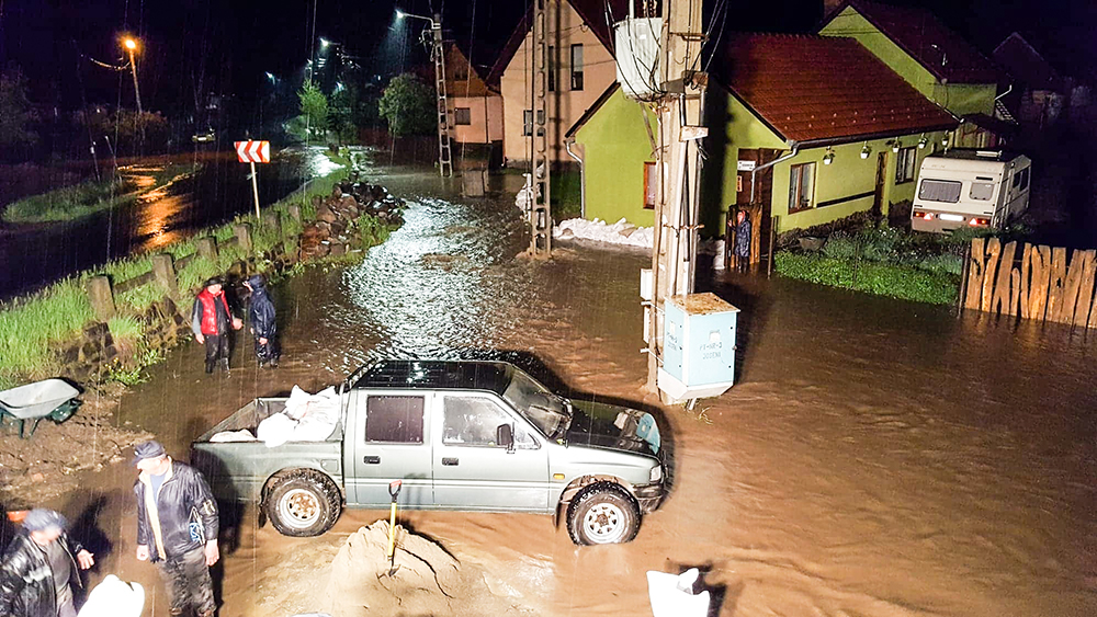 Éjszaka pusztított az ár