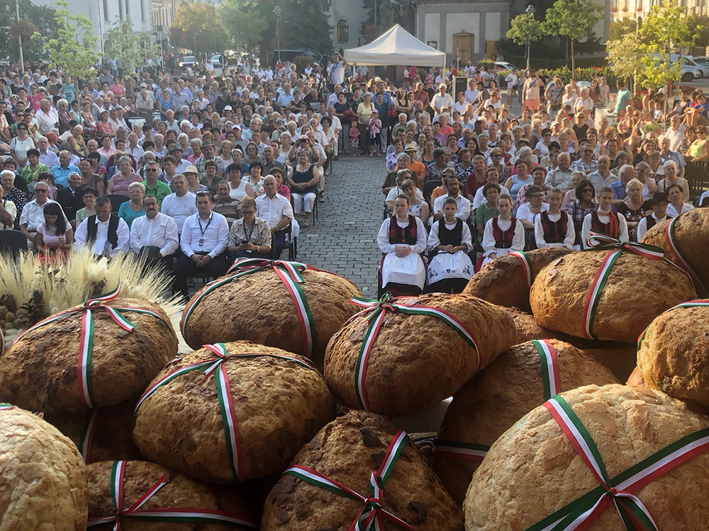 Megünnepelni, ami szent