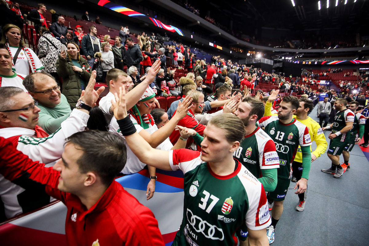 Másodszor is cseréltek a magyarok: A középdöntőkkel folytatódik az Eb