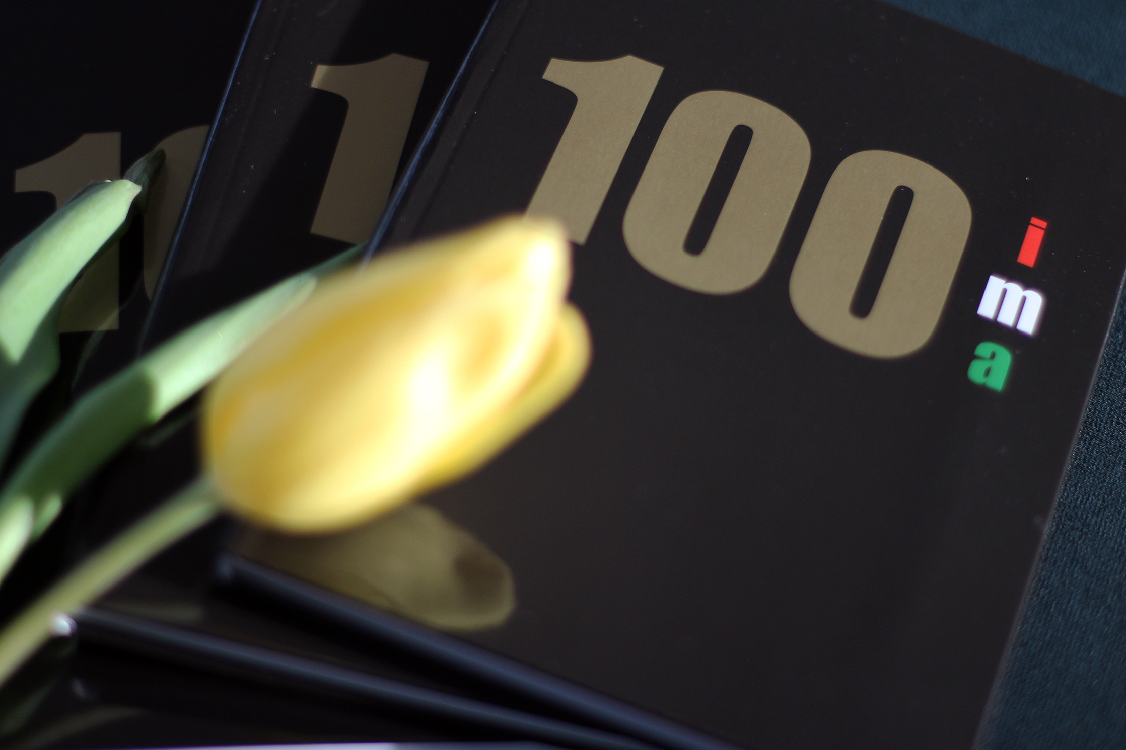 Száz imából álló összeállítás