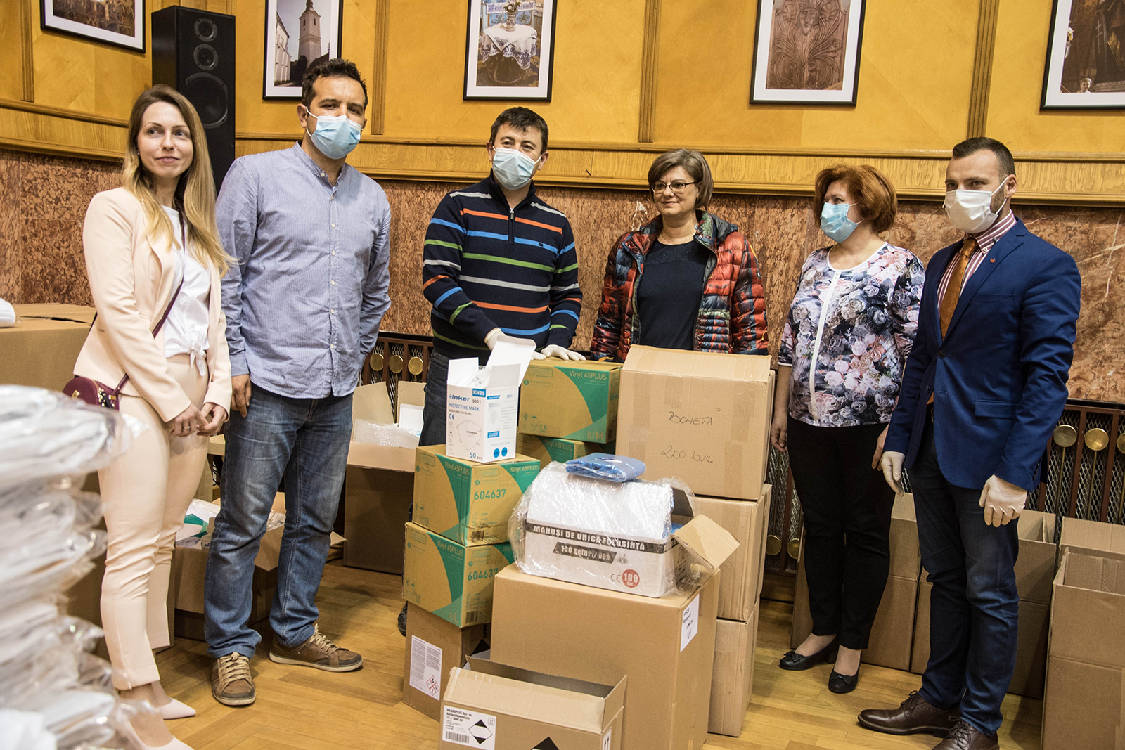 Támogatás: Védőfelszerelést és fertőtlenítőszereket vásárolt Hargita Megye Tanácsa családorvosoknak és fogorvosoknak