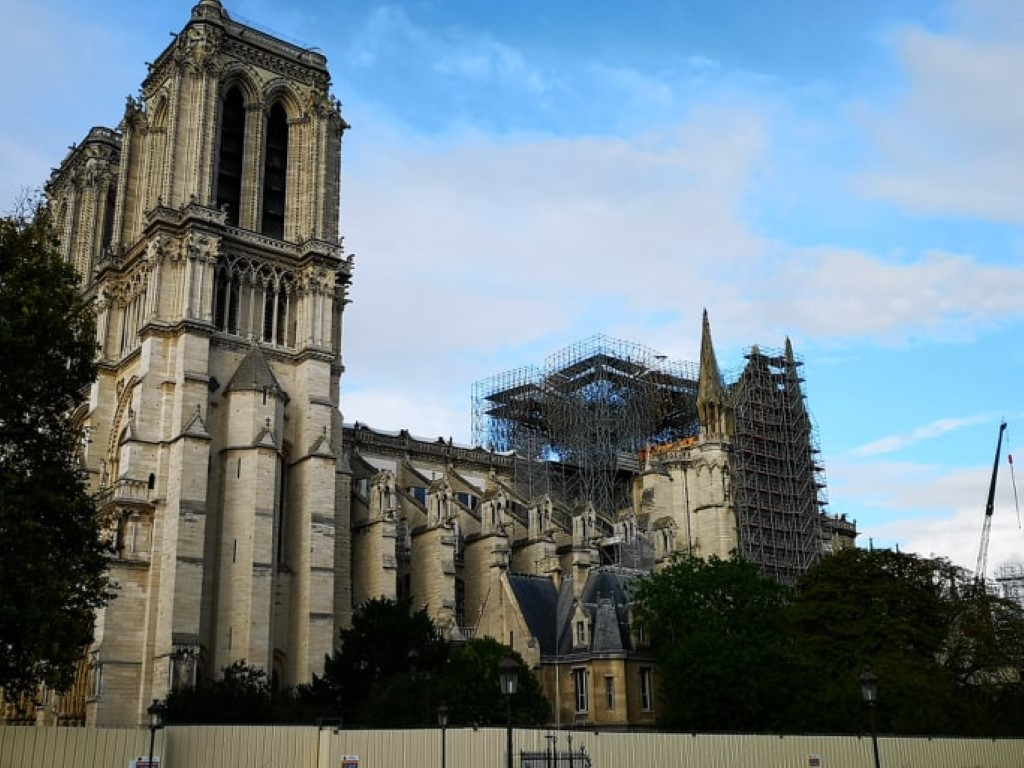 Notre-Dame Egy francia pap emlékezése