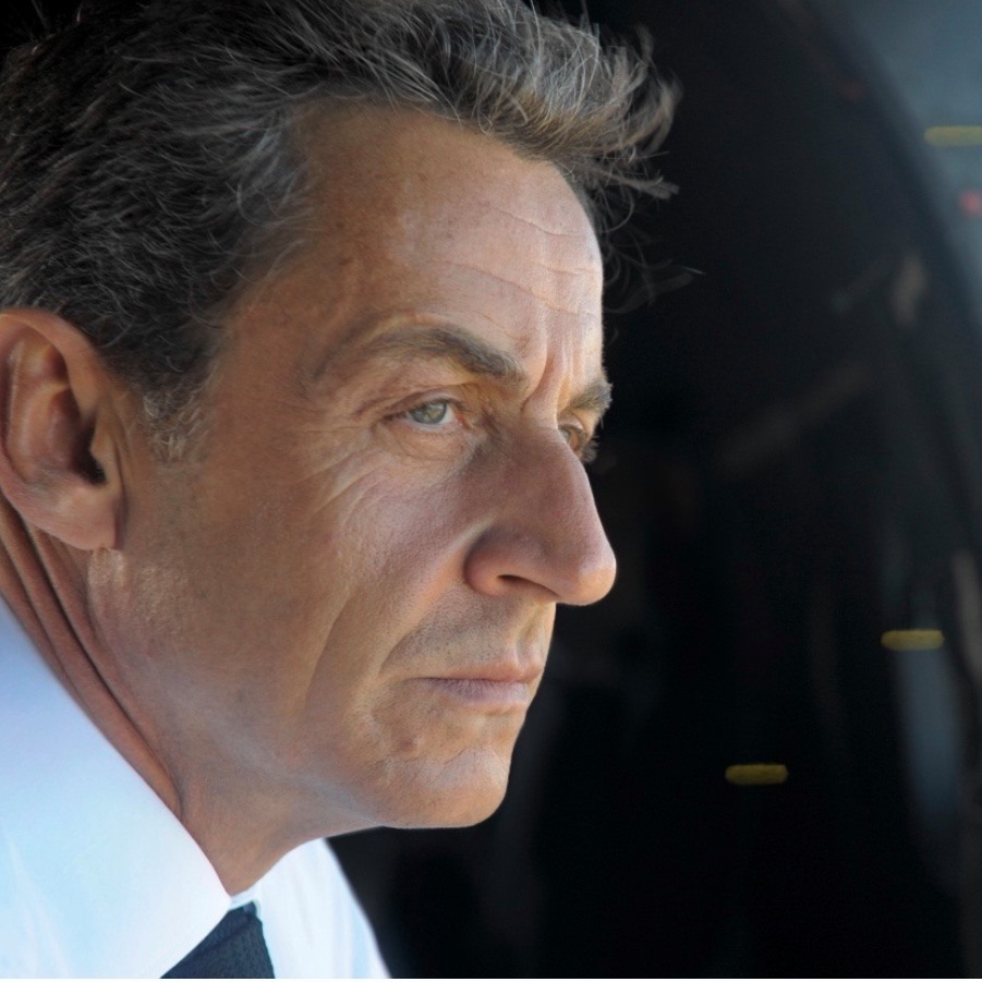 Börtönbüntetésre ítélték Sarkozyt
