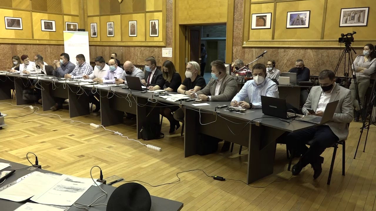 Videó - Elfogadta idei költségvetését Hargita Megye Tanácsa