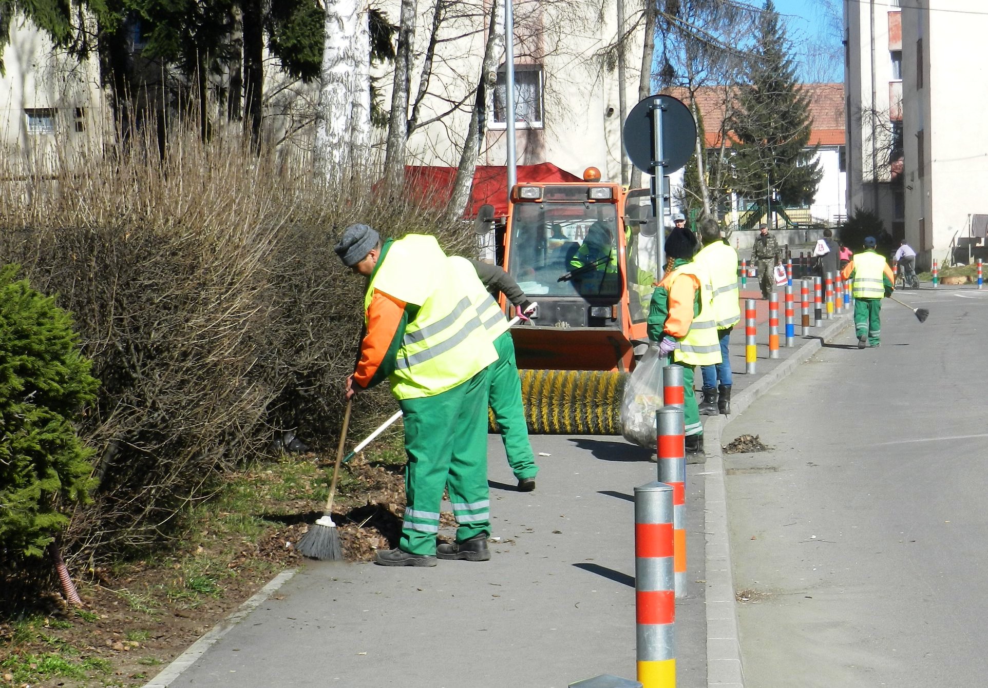 Közeledik az általános tavaszi nagytakarítás Csíkszeredában