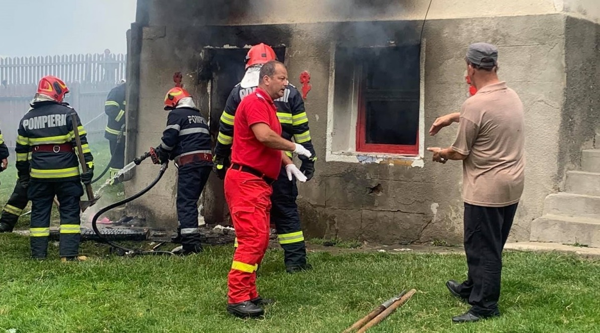 Gázpalack robbant fel Lóvészen, két ember vesztette életét