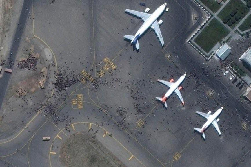 Egy állampolgárt sikerült kihozni Kabulból a román katonai repülőgéppel