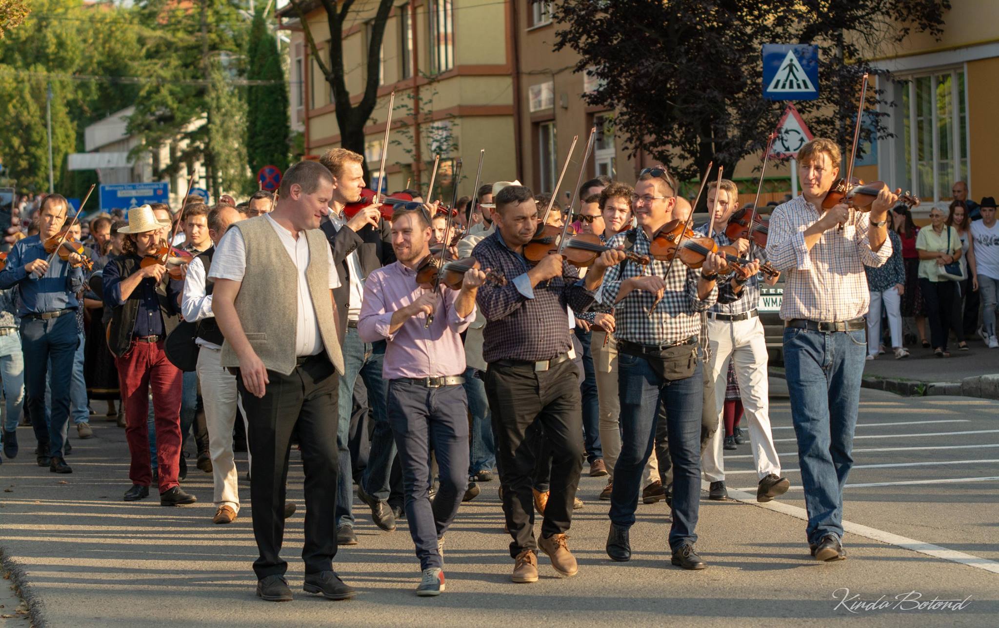 Udvarhelyre várják a táncházrajongókat