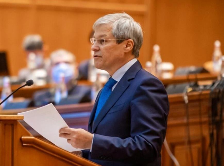 Elutasította a parlament a Dacian Cioloş által javasolt kormányt