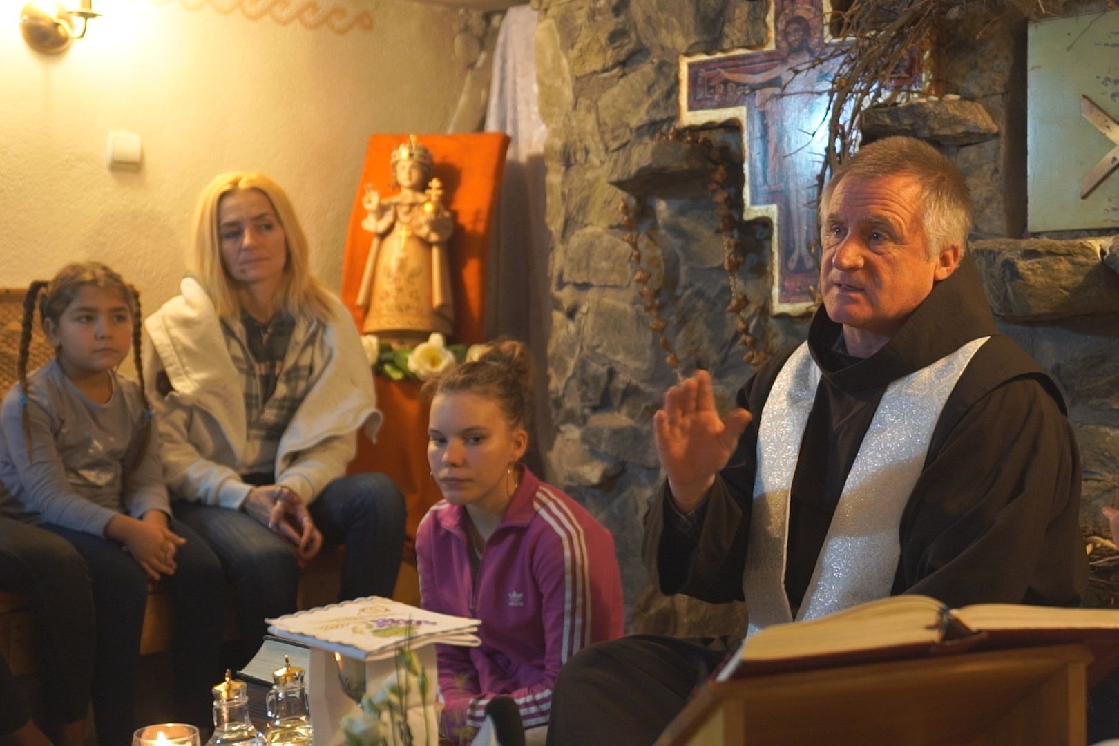 A változó körülményekhez igazodva kell szolgálni