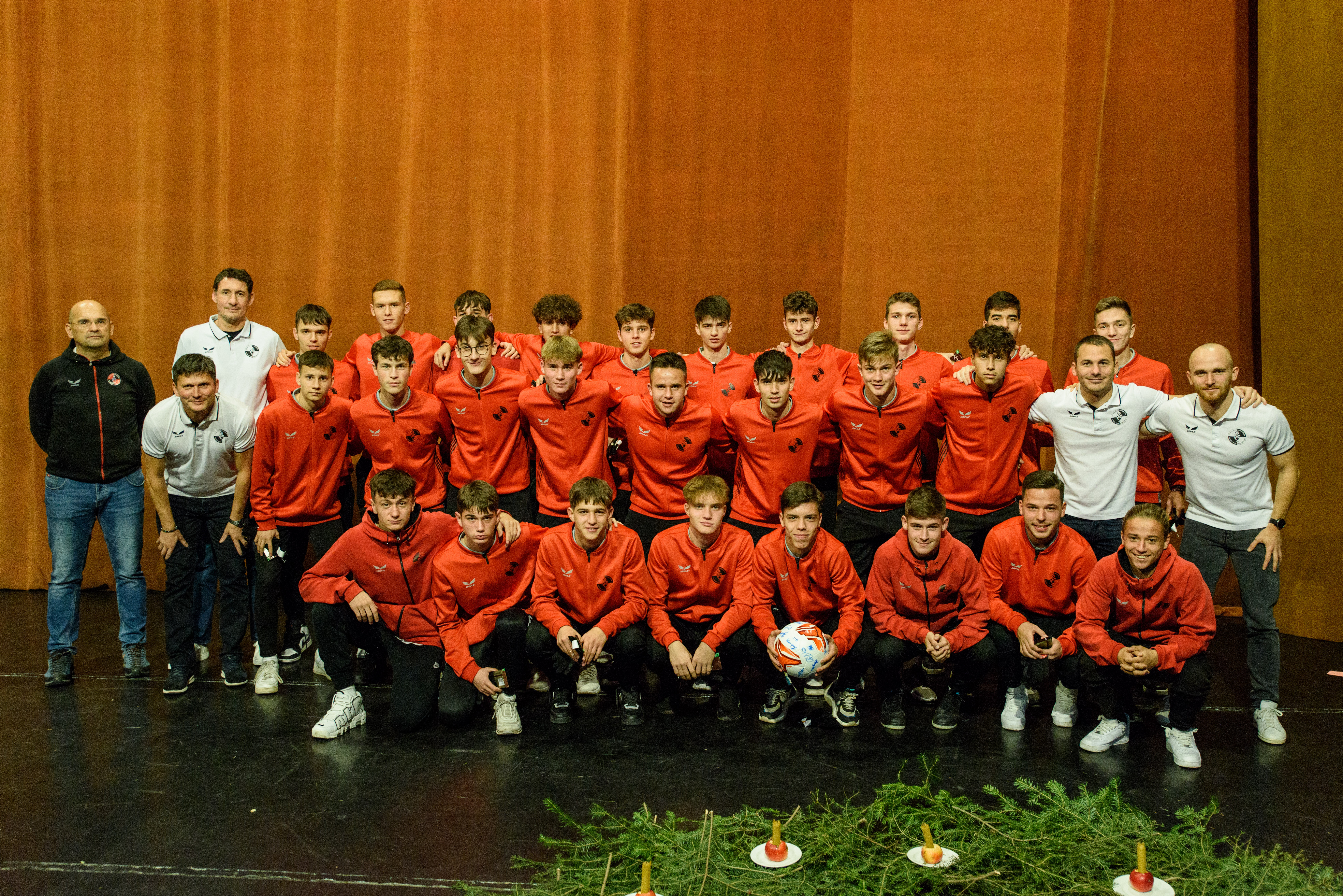 Az FK Csíkszereda csapatait köszöntötték